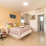 Apartments Delphin