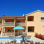 Apartments Delphin